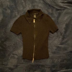 Super cute and comfy ribbed zip up collar shirt